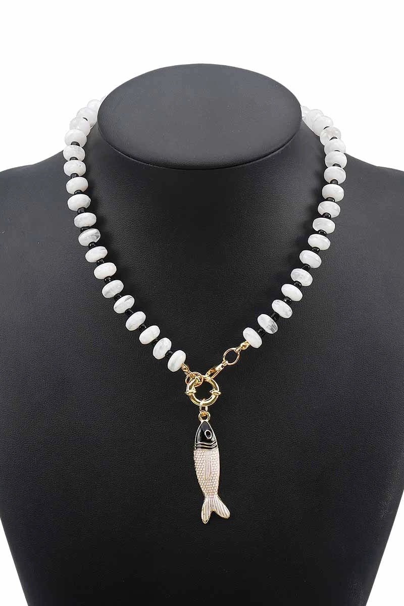 Collar con colgante de pez - Imagen 2