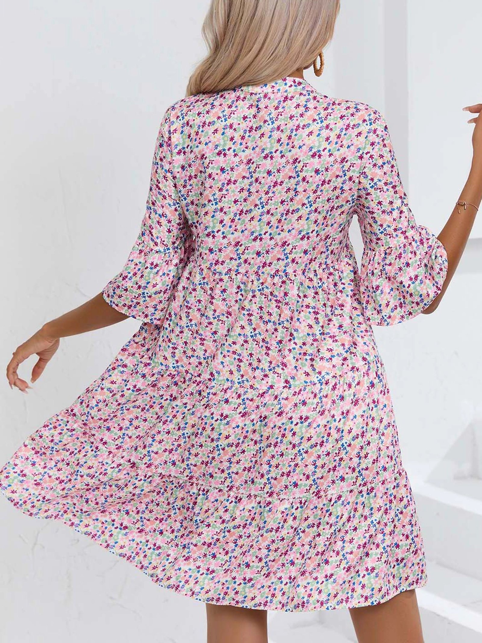 Vestido casual holgado con cuello en V - Imagen 3