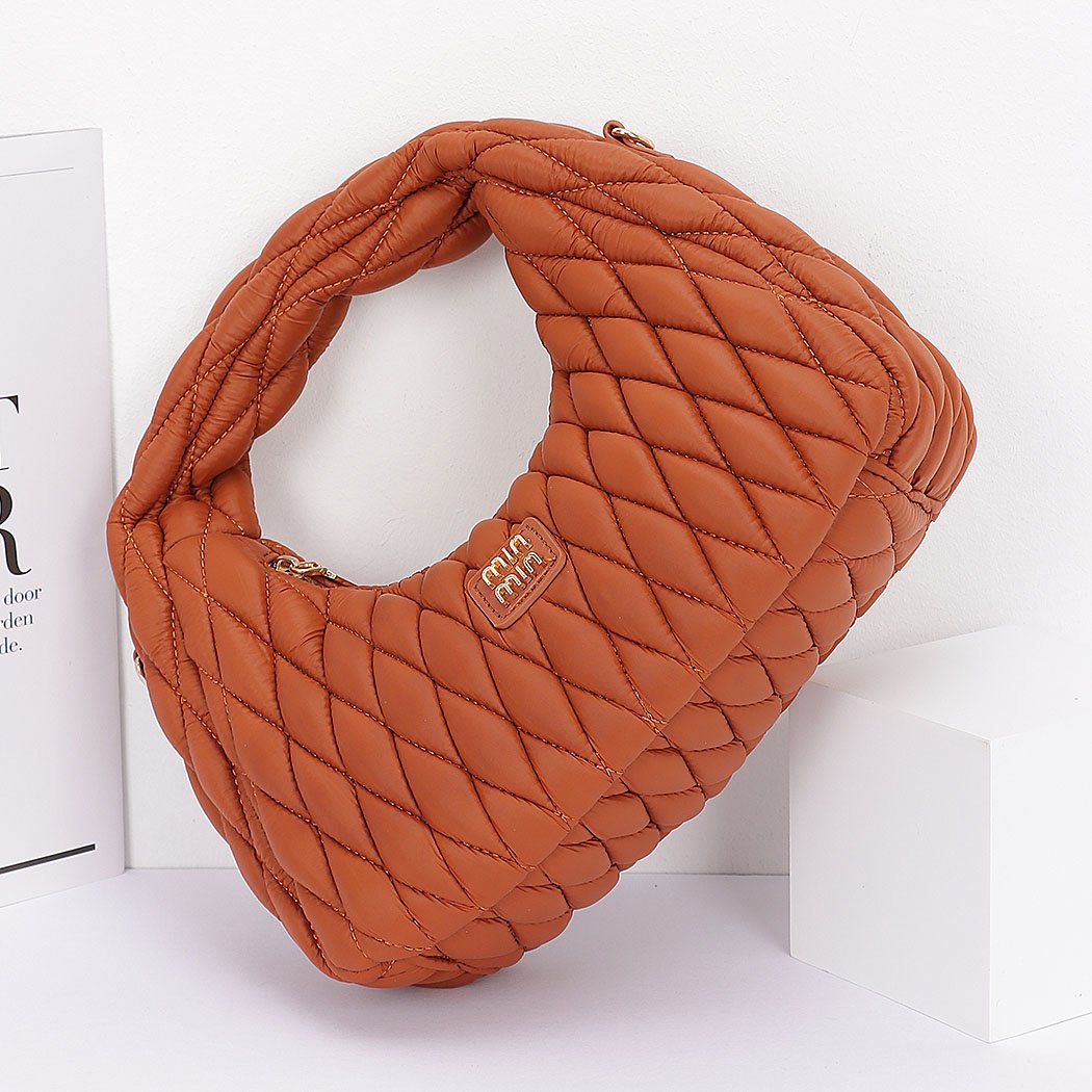 Bolso hobo acolchado - Imagen 4
