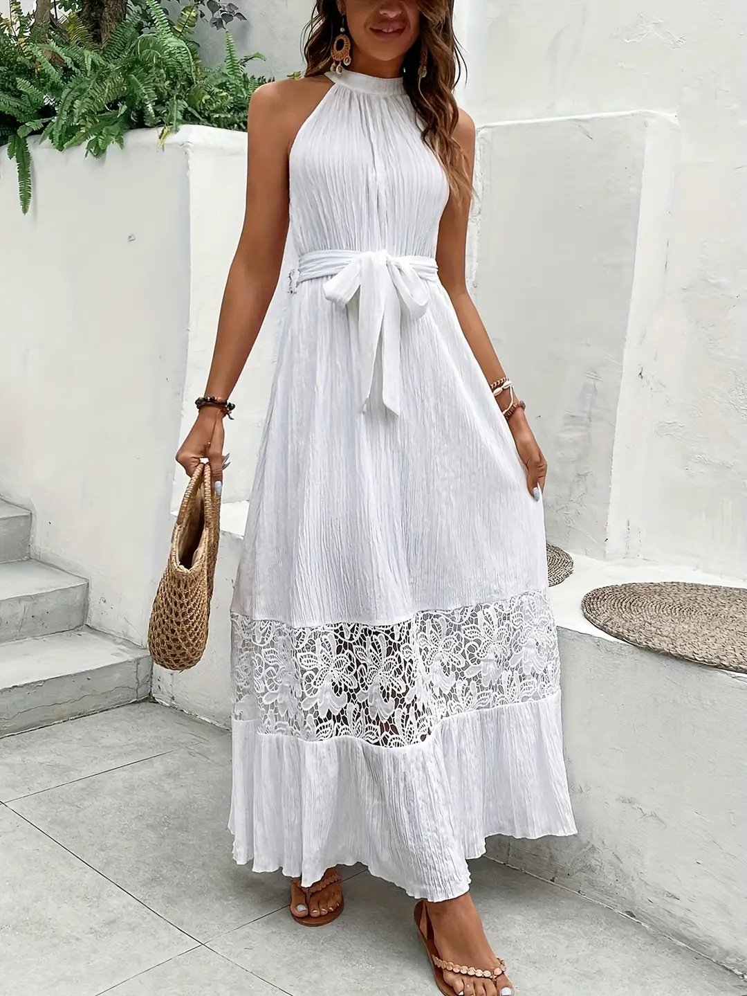 Vestido con cuello de encaje - Imagen 2