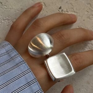 Anillo metal pulido