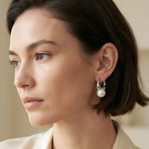 Pendientes de aro con perlas colgantes