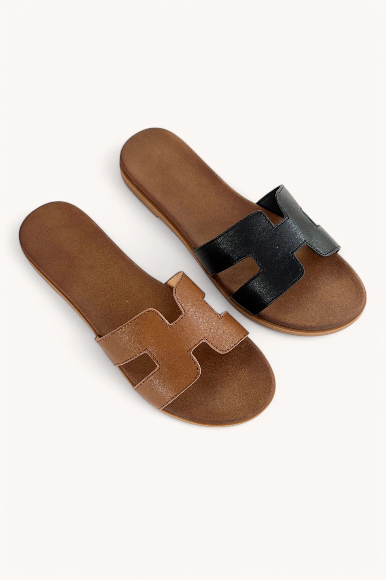 Sandalias tipo slip-on con diseño - Imagen 4