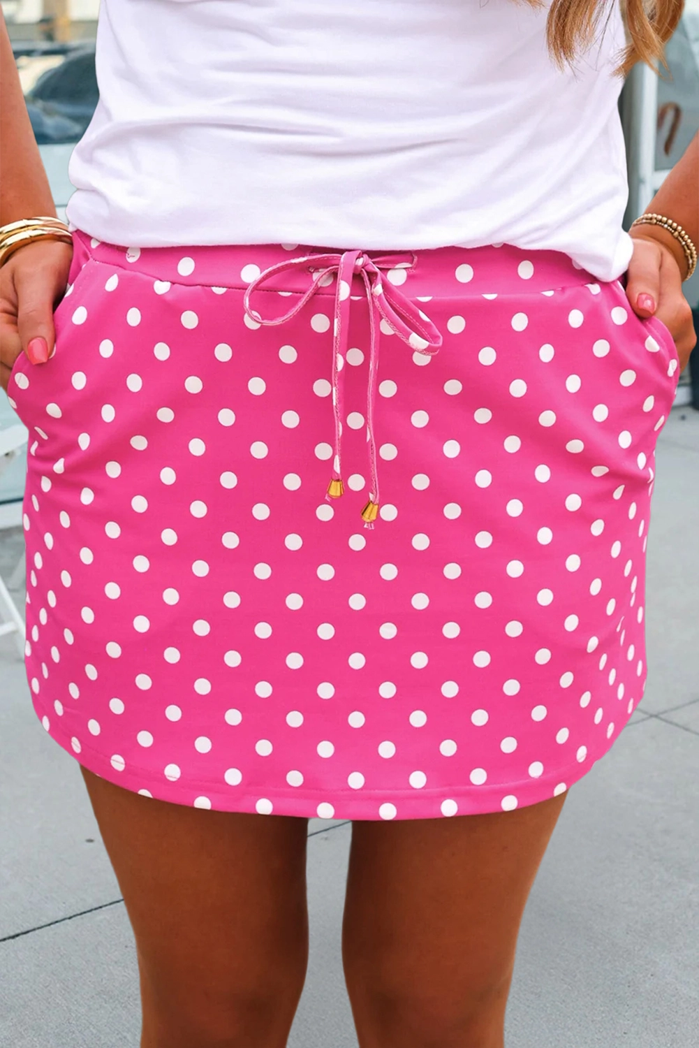 Falda de bolsillo y lunares