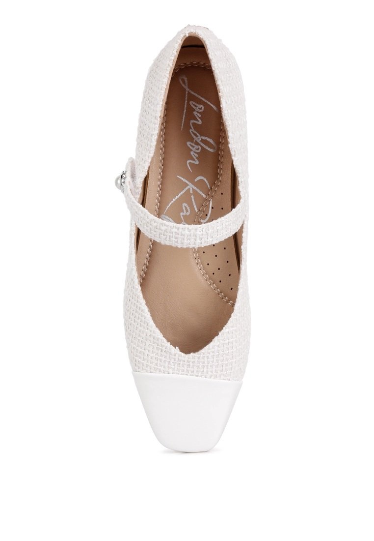 Zapatos puntera charol blanco - Imagen 2
