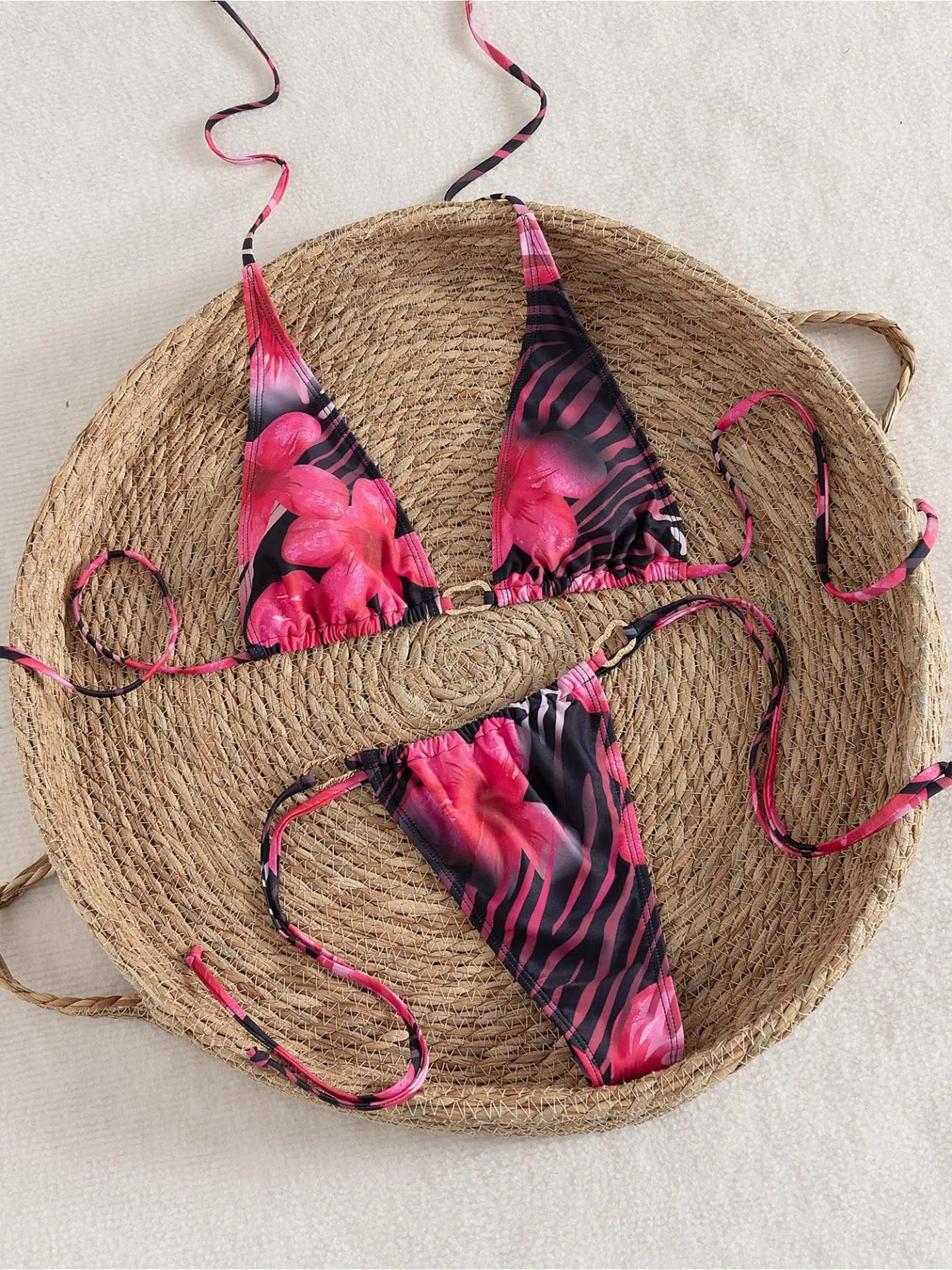 Bikini con encaje floral - Imagen 2