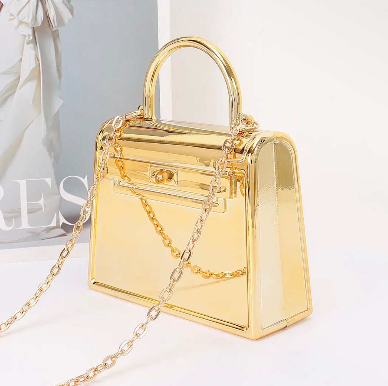 Mini bolso acrílico metálico