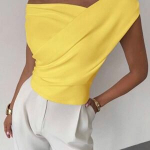 Blusa corta asimétrica drapeada