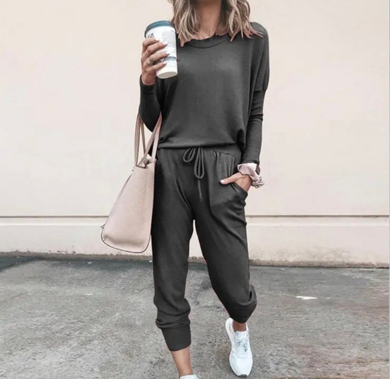 Conjunto loungewear - Imagen 4