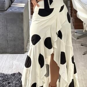Elegante falda lunares